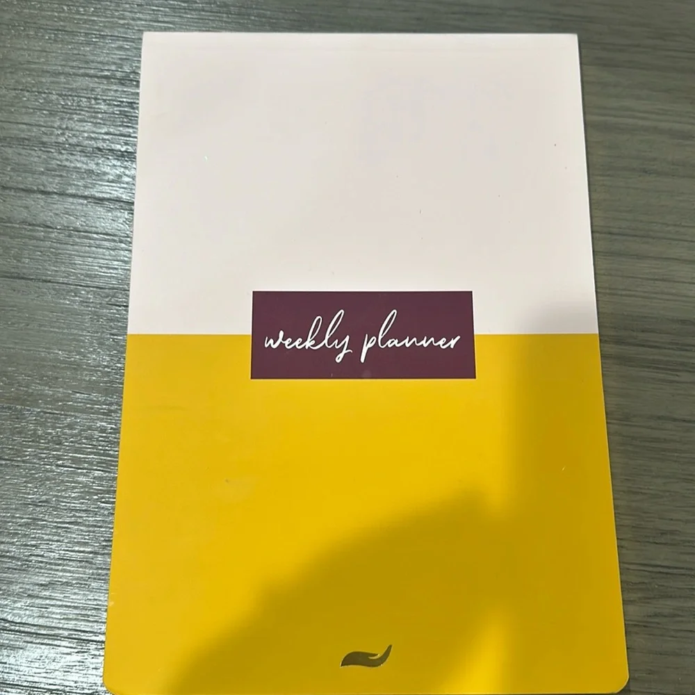 NWT weekly planner. Top priorities, to do list and week planned out